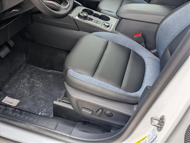 2025 Ford Bronco Sport Outer Banks photo 4