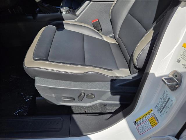 2025 Ford Bronco Outer Banks photo 4