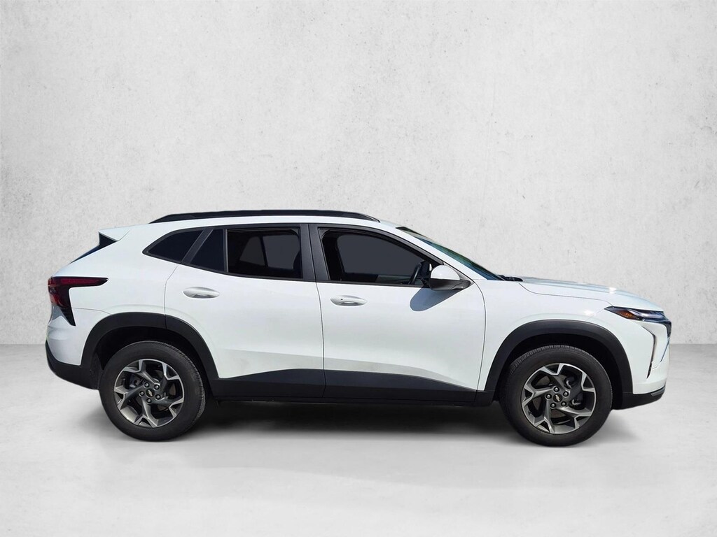 Used 2024 Chevrolet Trax LT SUV