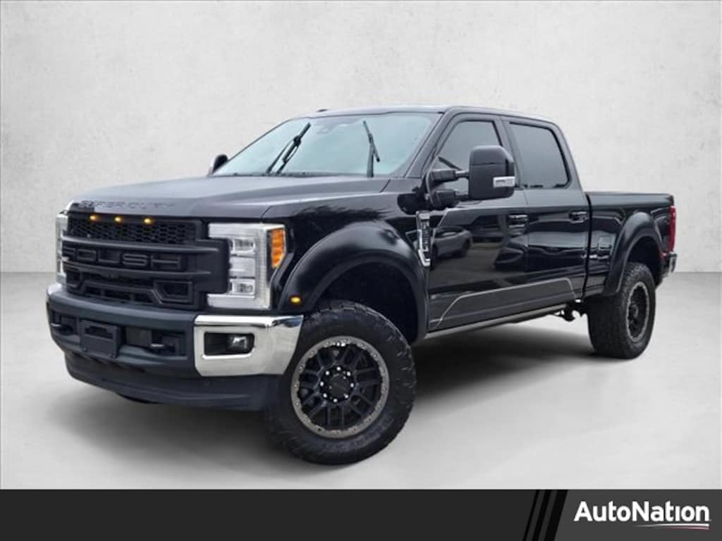 Used 2018 Ford F-250 LARIAT Truck Crew Cab