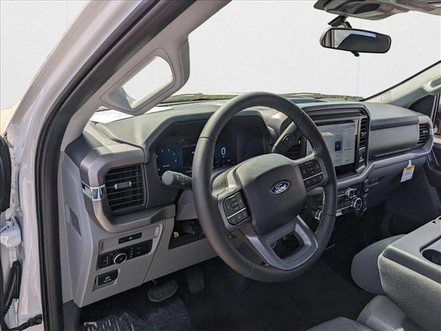 2025 Ford F-150 XLT photo 3