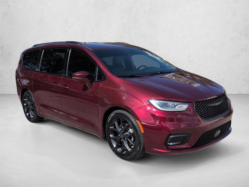 Used 2021 Chrysler Pacifica Touring L Van Passenger Van