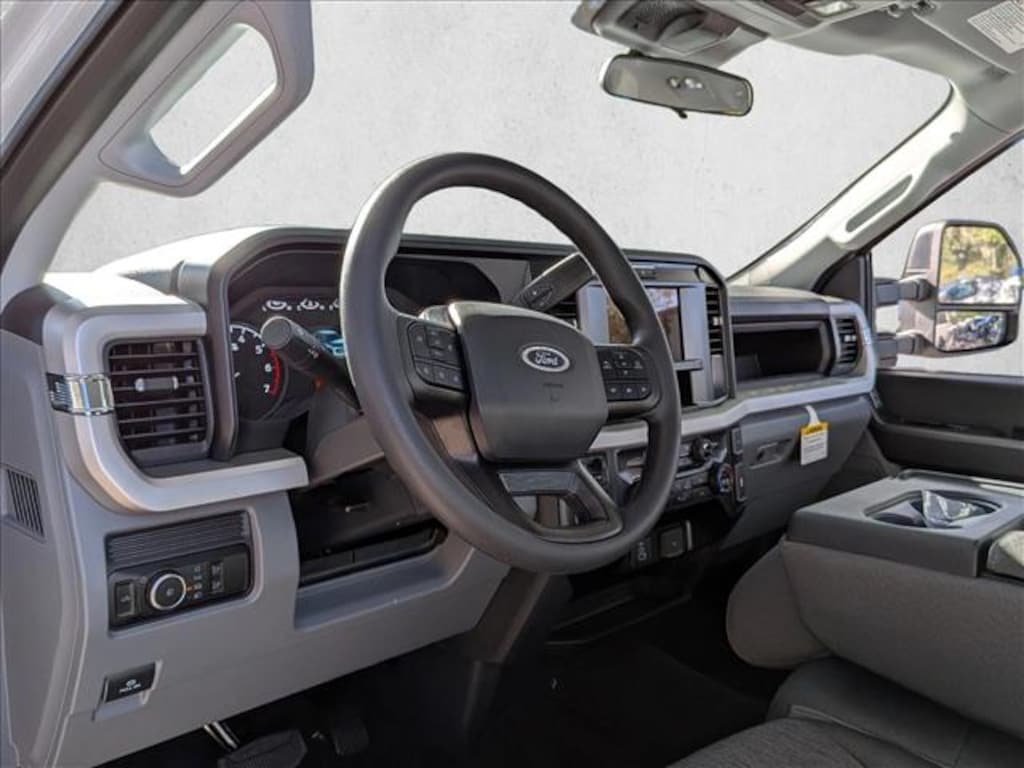 New 2026 Ford F-250 XL Truck Crew Cab