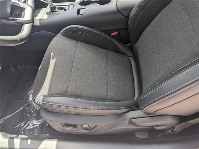 2025 Ford Mustang EcoBoost photo 4