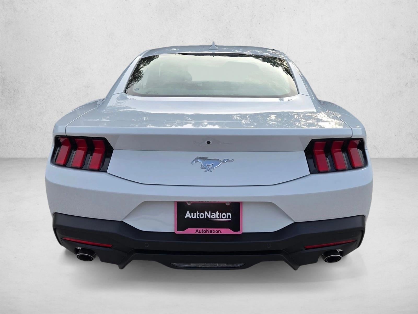 2026 Ford Mustang EcoBoost Fastback - Photo 8