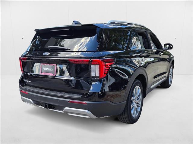 2025 Ford Explorer Platinum photo 2