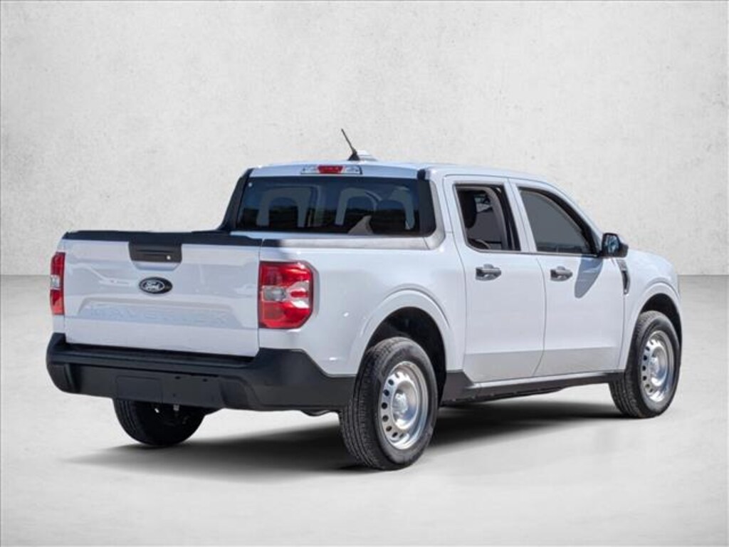 New 2026 Ford Maverick XL Truck SuperCrew