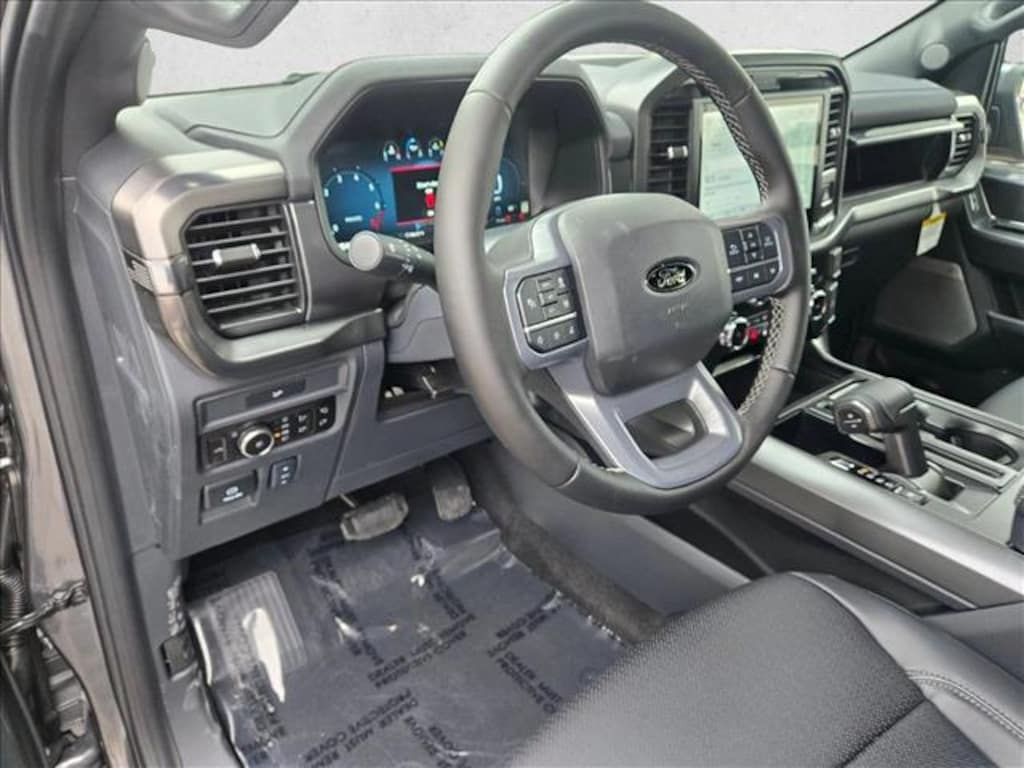 New 2026 Ford F-150 LARIAT Truck SuperCrew Cab