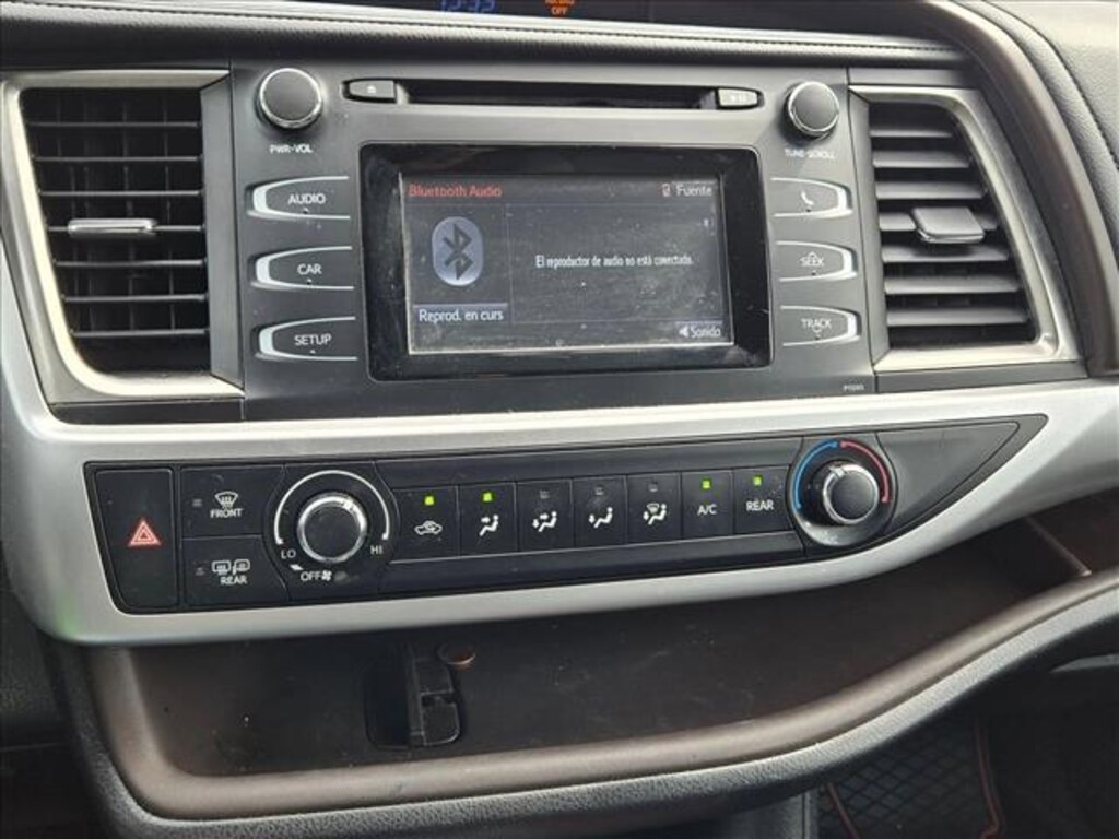 Used 2016 Toyota Highlander  SUV