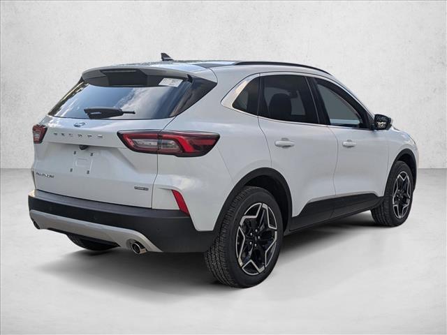 2026 Ford Escape Platinum Sport photo 2