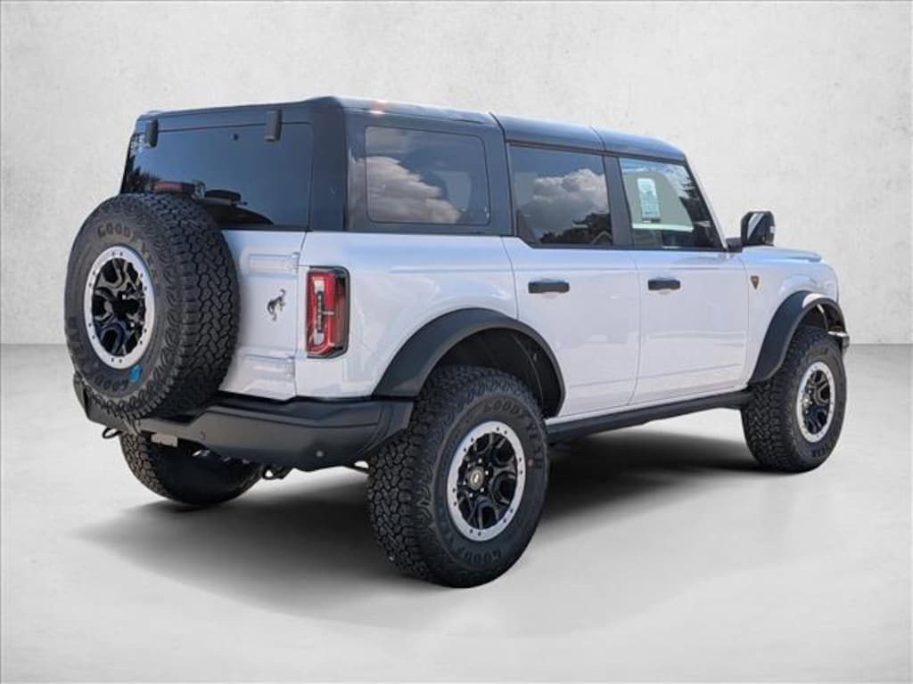 New 2025 Ford Bronco Badlands SUV