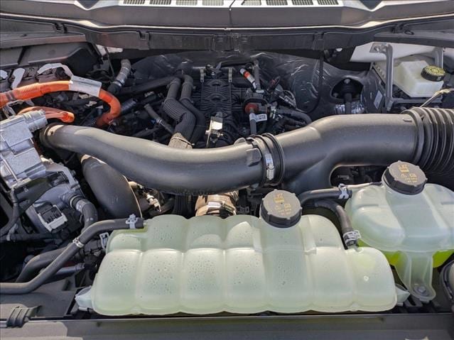 2025 Ford F-150 XLT - Photo 17