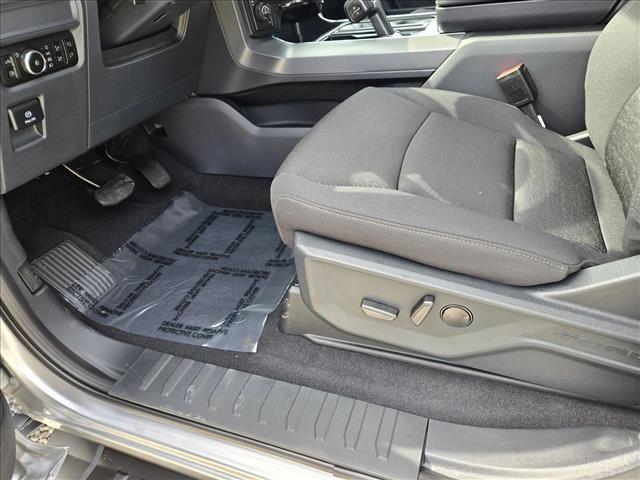 2025 Ford F-150 XLT photo 4