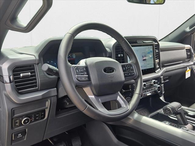2025 Ford F-150 XLT photo 3
