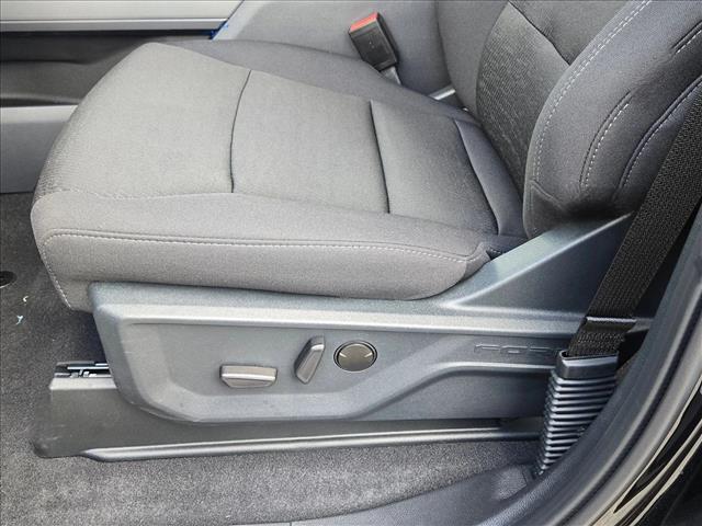 2025 Ford F-150 XLT photo 4