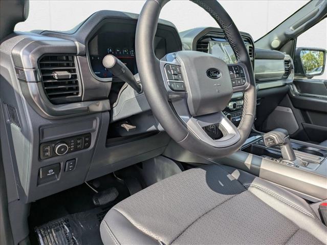 2025 Ford F-150 Lariat photo 3