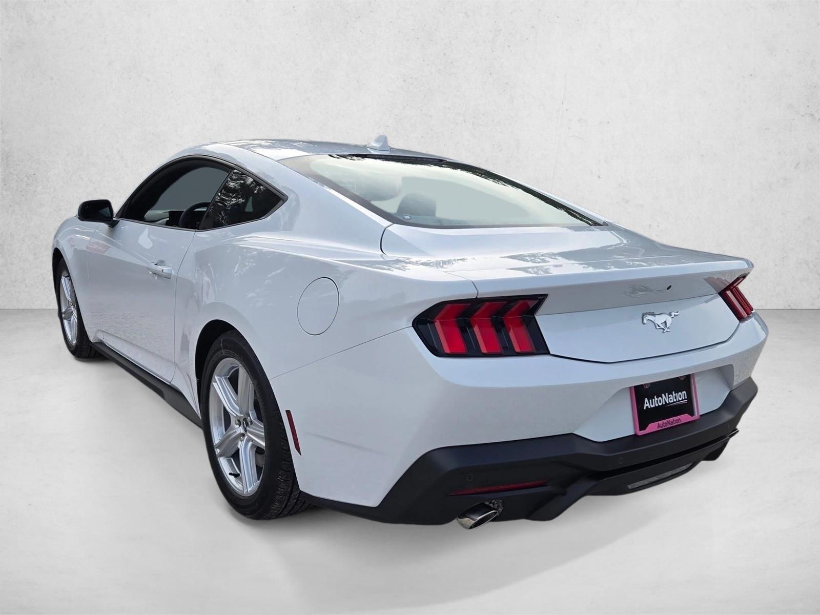 2026 Ford Mustang EcoBoost Fastback - Photo 9