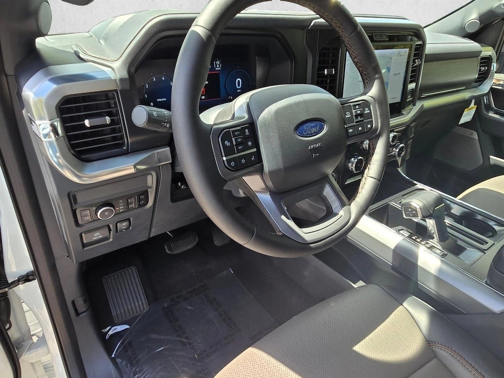 New 2025 Ford F-150 LARIAT Truck SuperCrew Cab