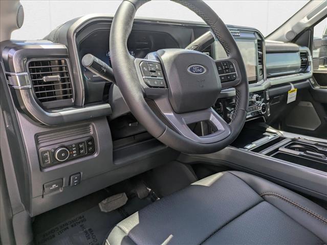 2025 Ford F-250 Lariat photo 3