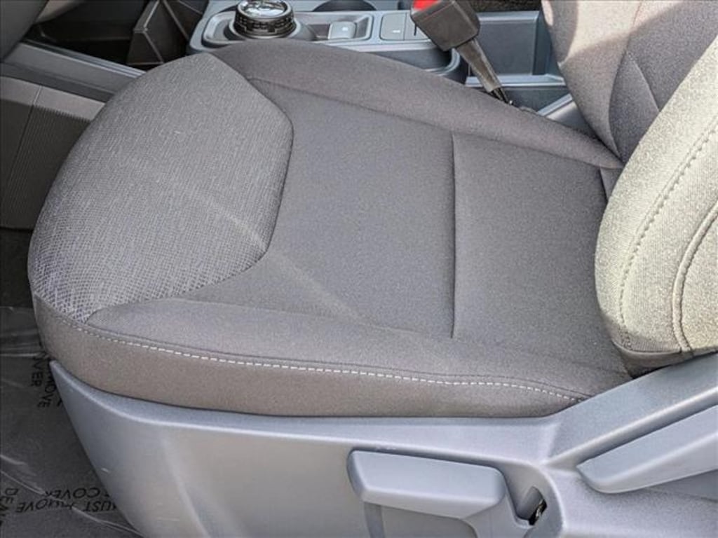 New 2025 Ford Maverick XL Truck SuperCrew