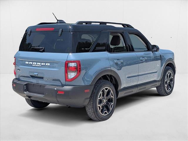 2025 Ford Bronco Sport Outer Banks photo 2