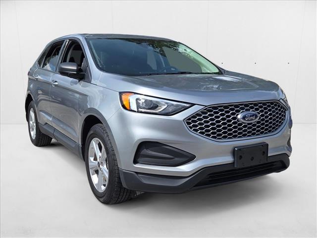 2023 Ford Edge SE photo 3