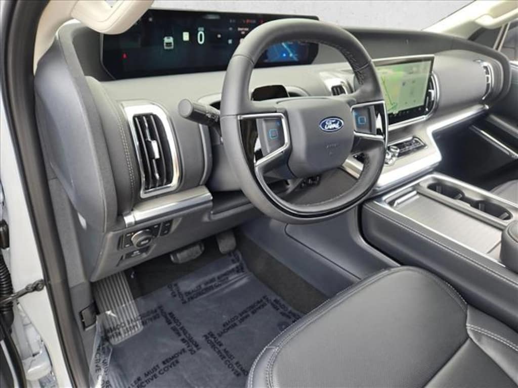 New 2025 Ford Expedition Platinum SUV