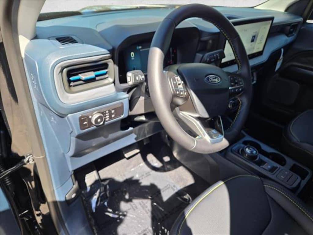 New 2026 Ford Maverick Lobo Standard Truck SuperCrew