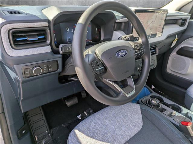 2025 Ford Maverick XLT photo 3