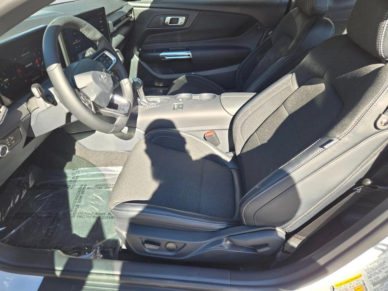 2026 Ford Mustang EcoBoost Fastback - Photo 14