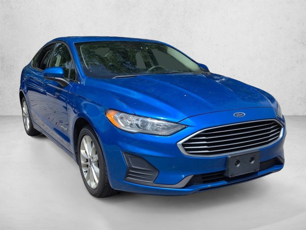 Used 2019 Ford Fusion Hybrid SE Sedan