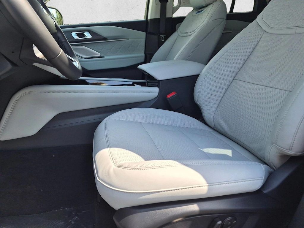 New 2026 Ford Explorer Platinum SUV