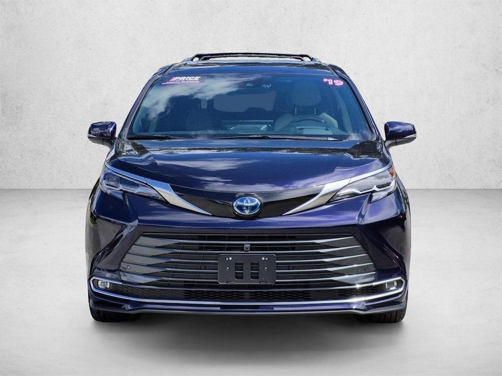 Used 2025 Toyota Sienna Platinum Van Passenger Van