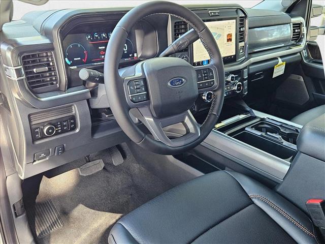 2025 Ford F-250 Lariat photo 3