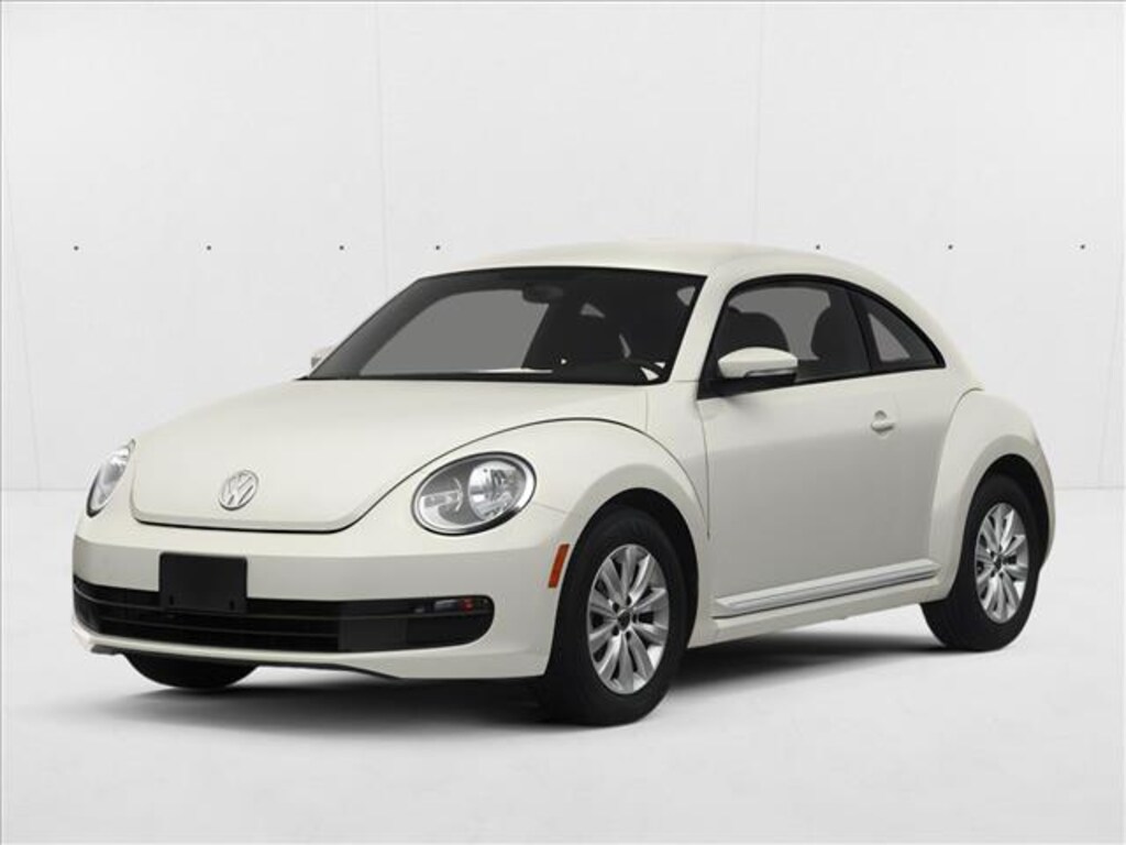 Used 2014 Volkswagen Beetle 2.5L w/Sun/Sound/Nav Hatchback