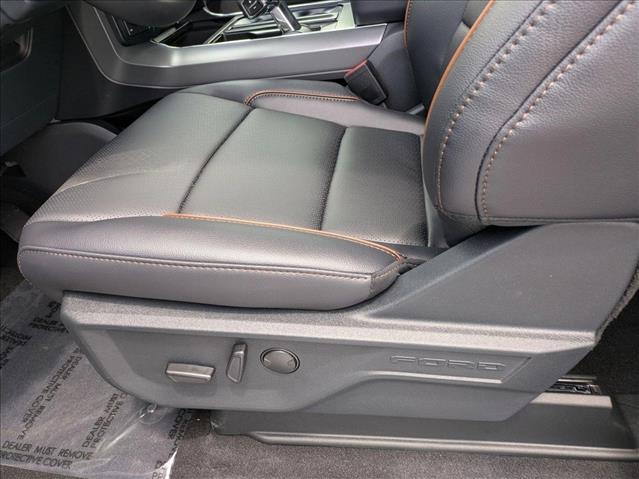 2025 Ford F-150 Lariat photo 4