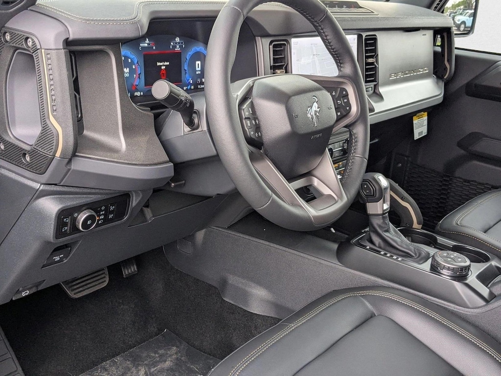New 2025 Ford Bronco Badlands SUV