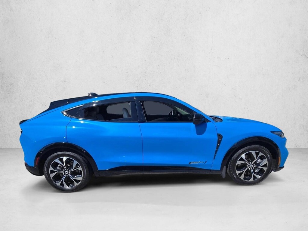 Used 2022 Ford Mustang Mach-E Premium SUV