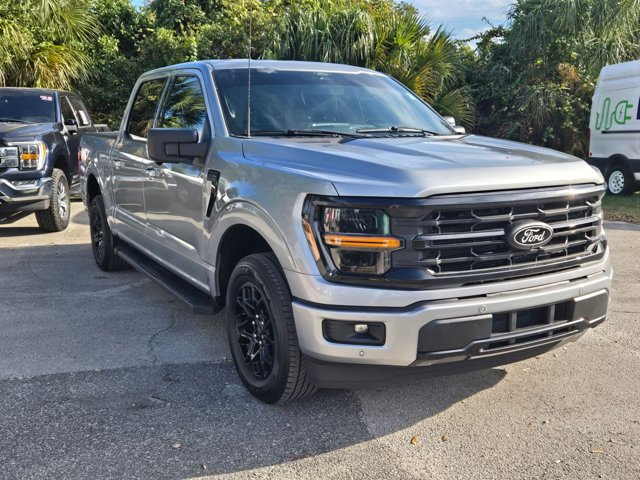 2024 Ford F-150 XLT photo 3