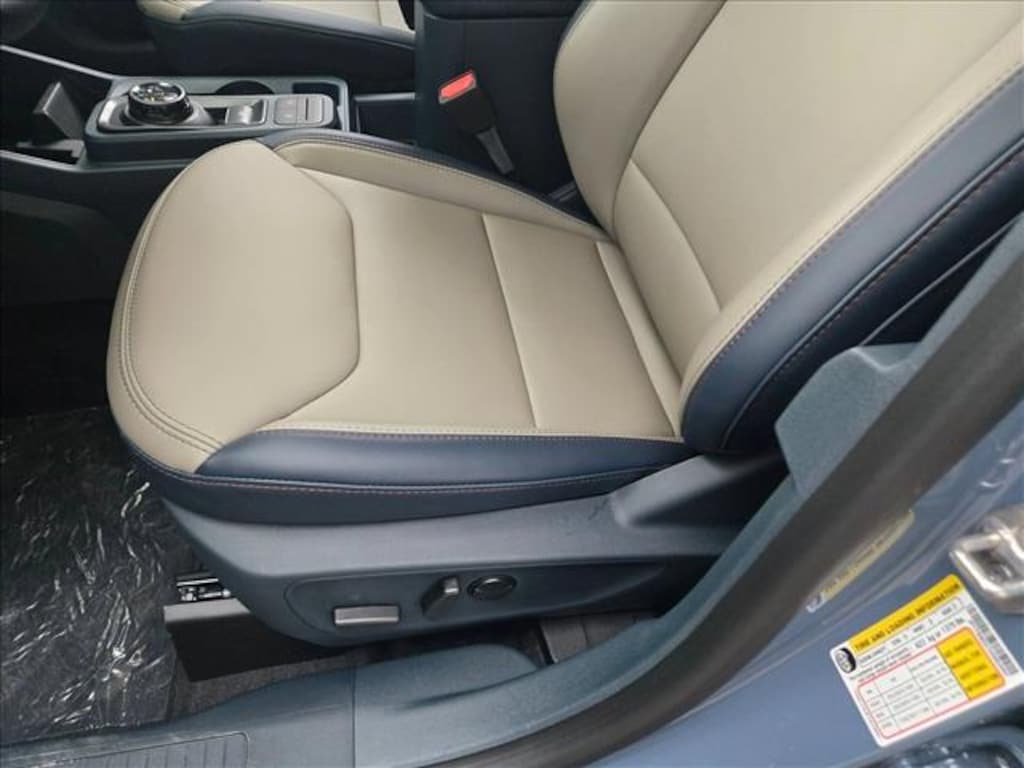 New 2025 Ford Maverick LARIAT Truck SuperCrew