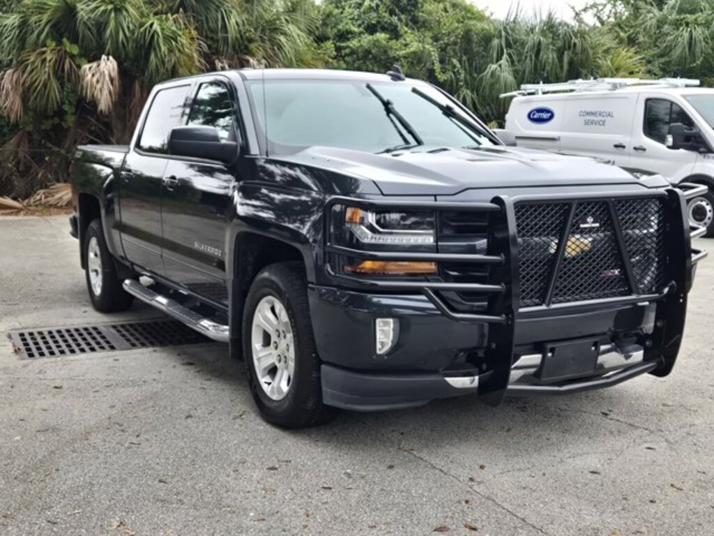 Used 2018 Chevrolet Silverado 1500 LT Truck Crew Cab