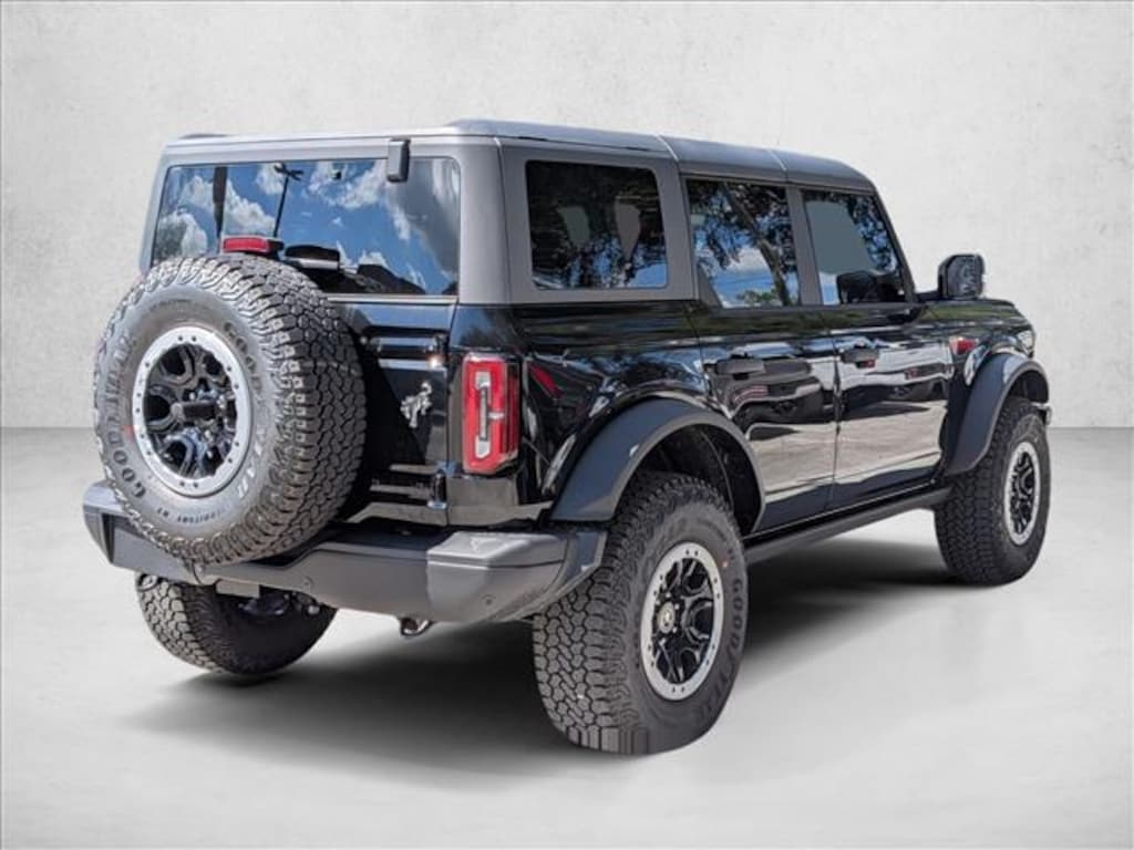 New 2025 Ford Bronco Badlands SUV