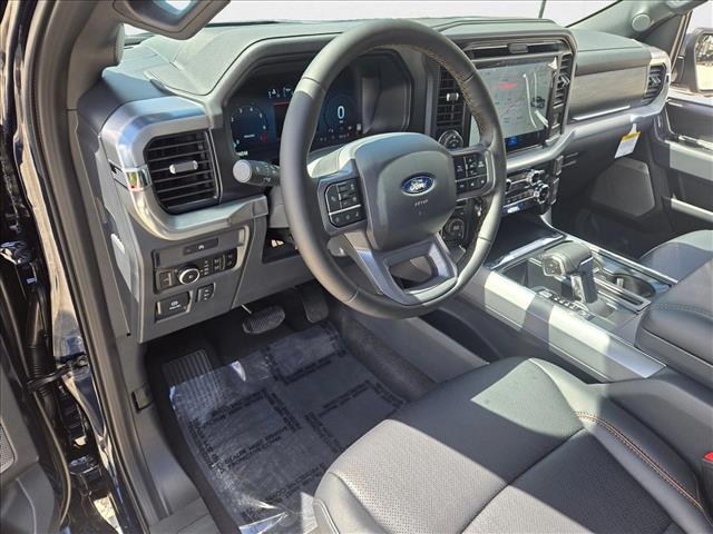 2025 Ford F-150 Lariat photo 3