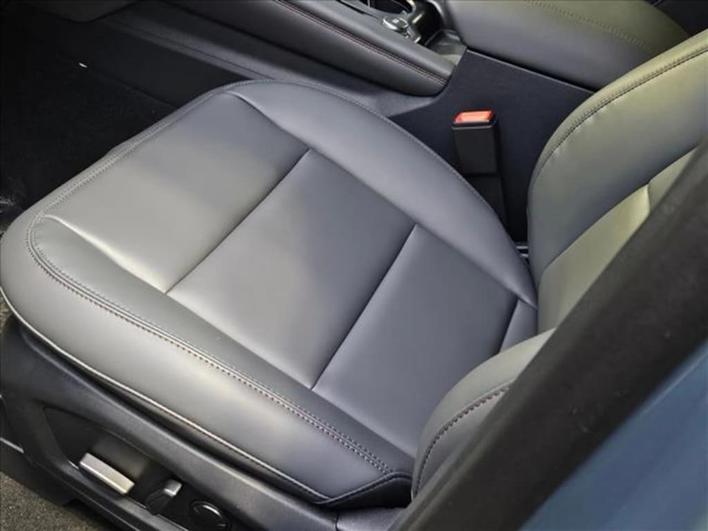 New 2026 Ford Explorer Active w/200A Pkg SUV