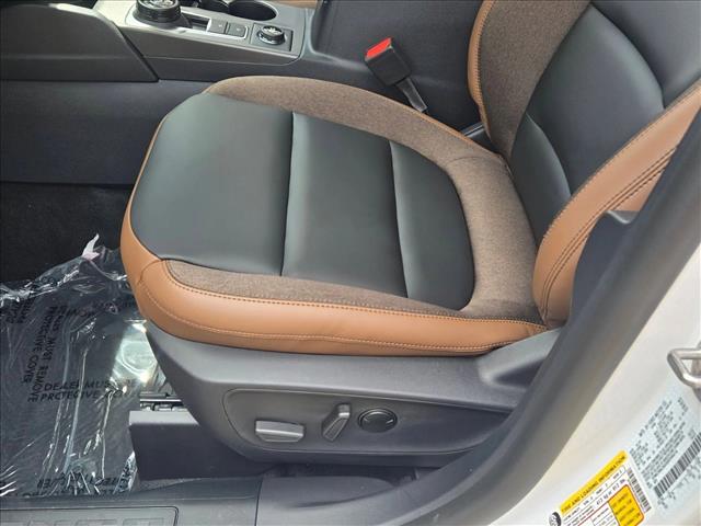 2025 Ford Bronco Sport Outer Banks photo 4