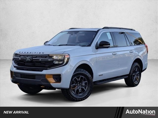 2025 Ford Expedition Tremor's photo