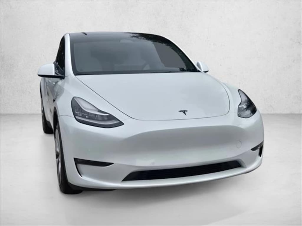 Used 2022 Tesla Model Y Long Range SUV