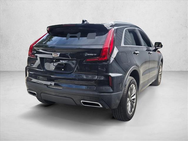 2024 Cadillac XT4 Premium Luxury photo 3