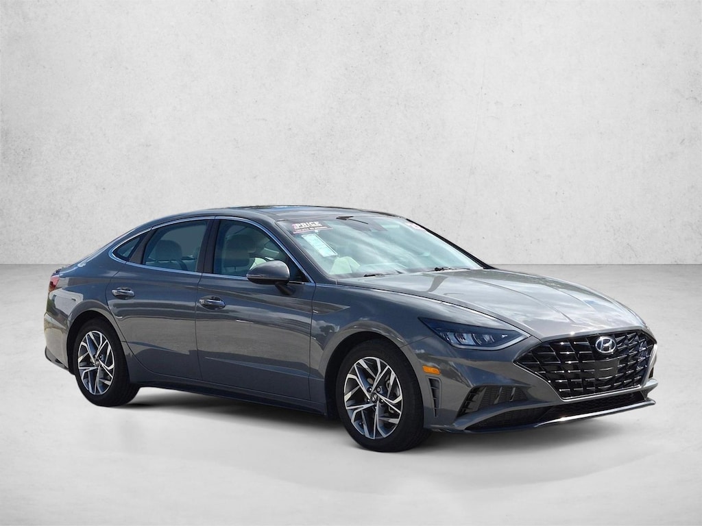 Used 2022 Hyundai Sonata SEL Sedan