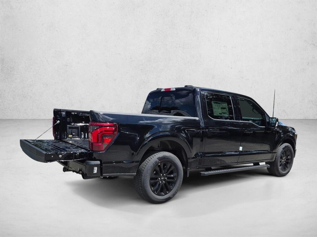 New 2026 Ford F-150 LARIAT Truck SuperCrew Cab